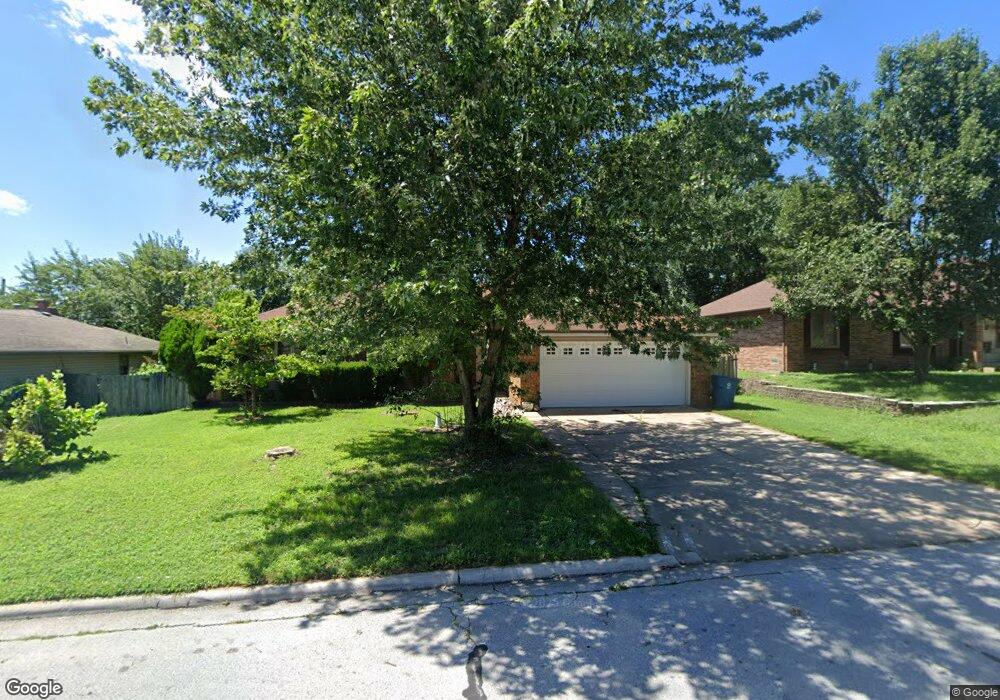 413 Hillcrest Ave, Nixa, MO 65714 - photo 1