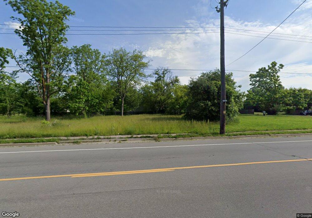 1272 Carpenter Rd, Flint, MI 48505 - photo 1