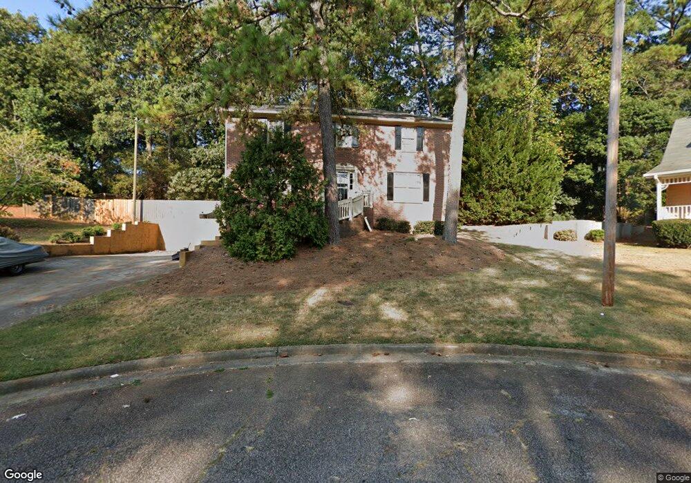 1921 Spencer Oaks Ln unit 2, Lithonia, GA 30058 - photo 1