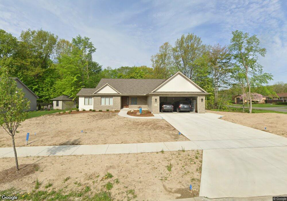 760 Maple Park Way, Frankenmuth, MI 48734 - photo 1