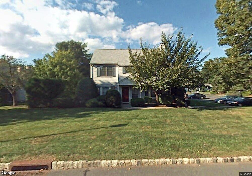 401 Maplecrest Rd, Edison, NJ 08820 - photo 1