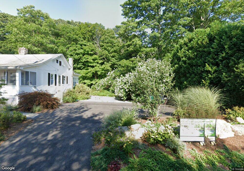 33 Grassy Hill Rd, Old Lyme, CT 06371 - photo 1