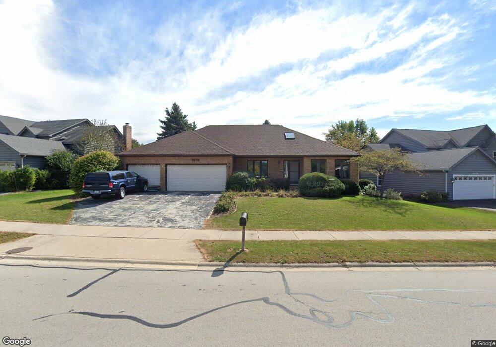 1874 Ranchview Dr unit SH, Naperville, IL 60565 - photo 1