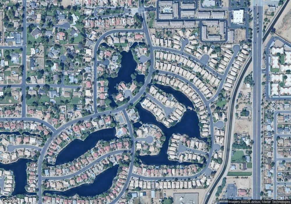 1703 E Commonwealth Cir, Chandler, AZ 85225 - photo 1