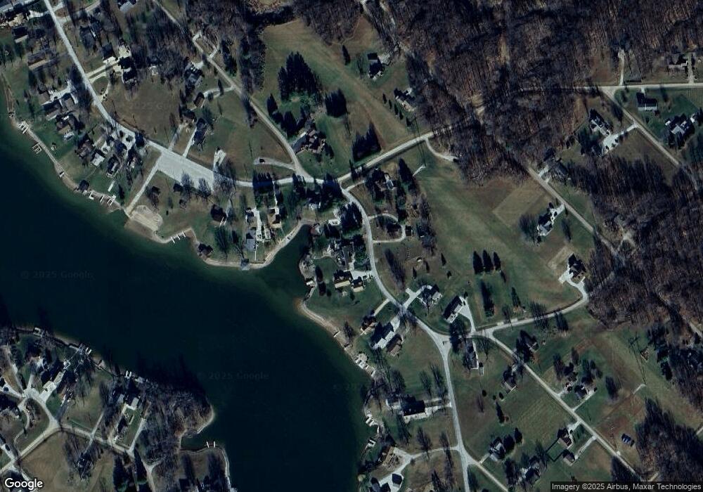 945 E Santee Dr, Greensburg, IN 47240 - photo 1