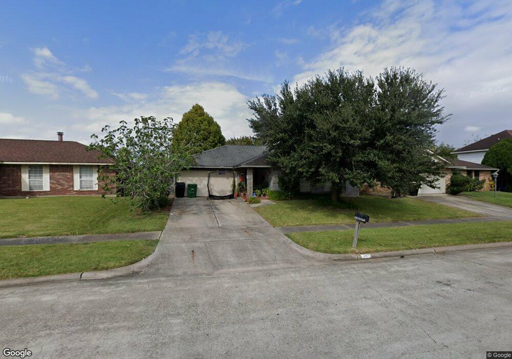 9419 Lettie Ave, Houston, TX 77075 - photo 1