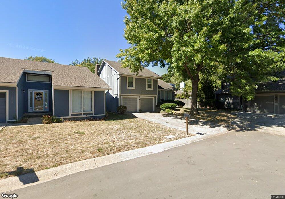 11902 W 66th Terrace, Shawnee, KS 66216 - photo 1