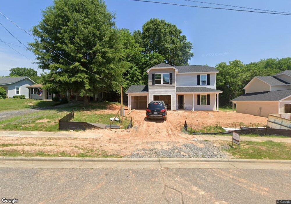 413 Dobson Rd, Statesville, NC 28677 - photo 1