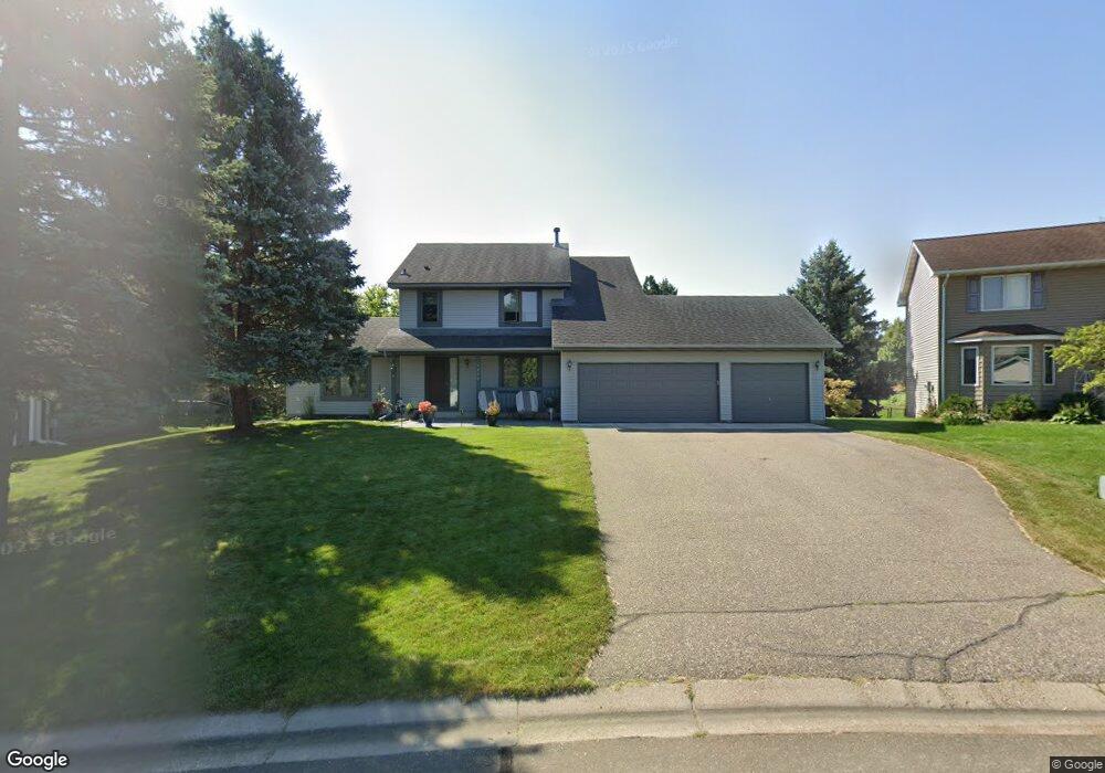 1426 Interlachen Cir, Woodbury, MN 55125 - photo 1