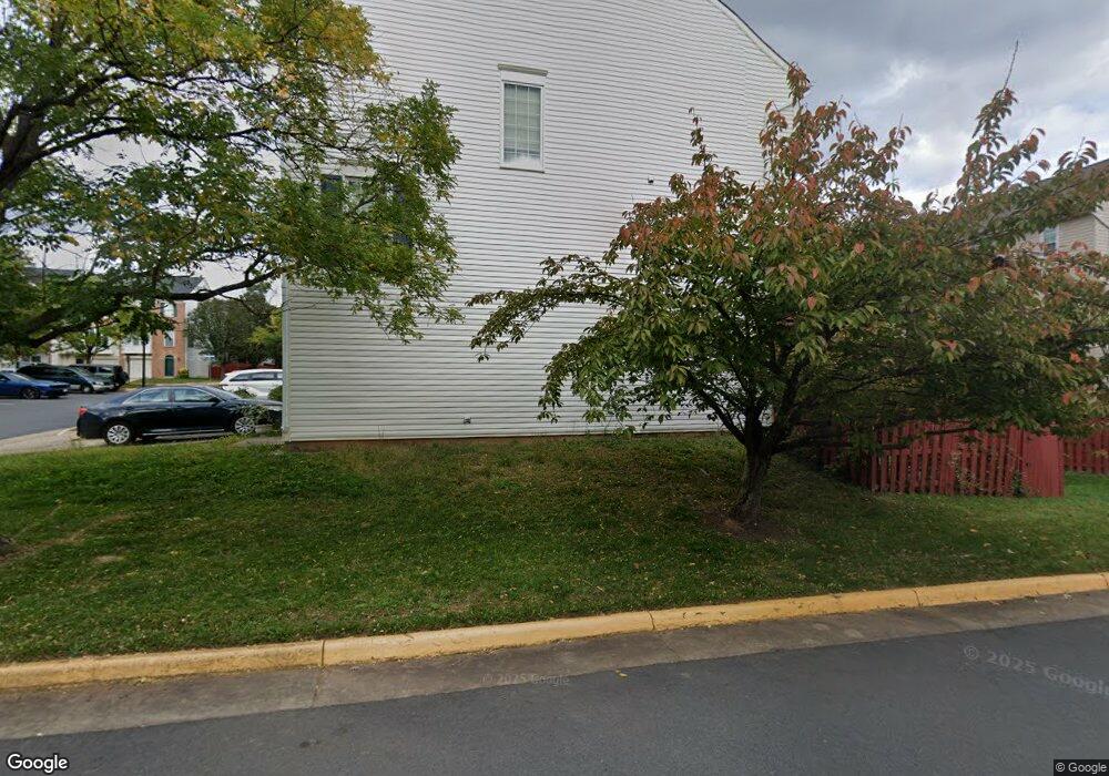 13161 Spring Mill Ln, Herndon, VA 20171 - photo 1