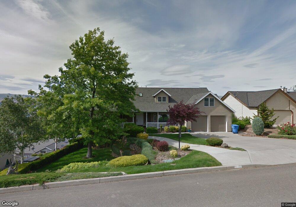 1615 E 20th St, the Dalles, OR 97058 - photo 1