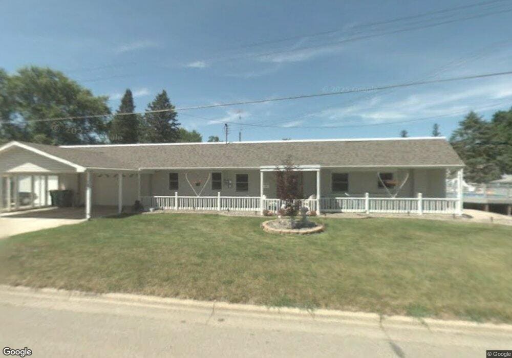 912 W 5th St, Zumbrota, MN 55992 - photo 1