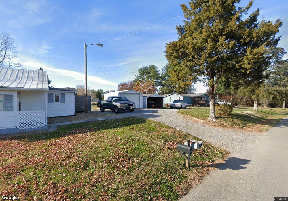 2419 Diggs Rd, Knoxville, TN 37932 - photo 1