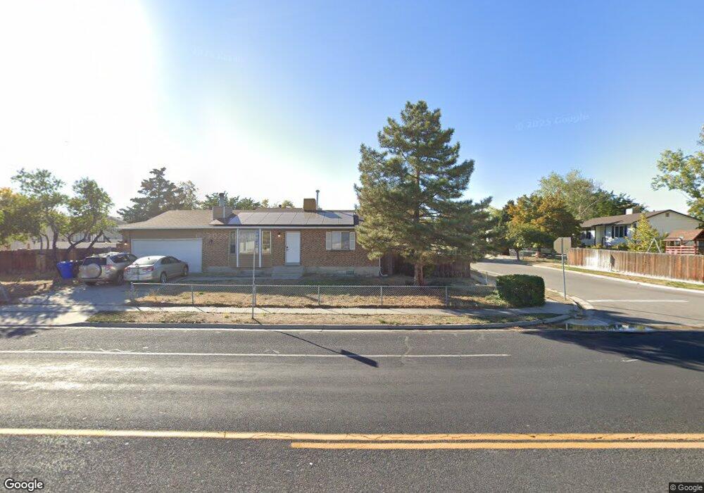 6452 Cougar Ln, West Jordan, UT 84081 - photo 1