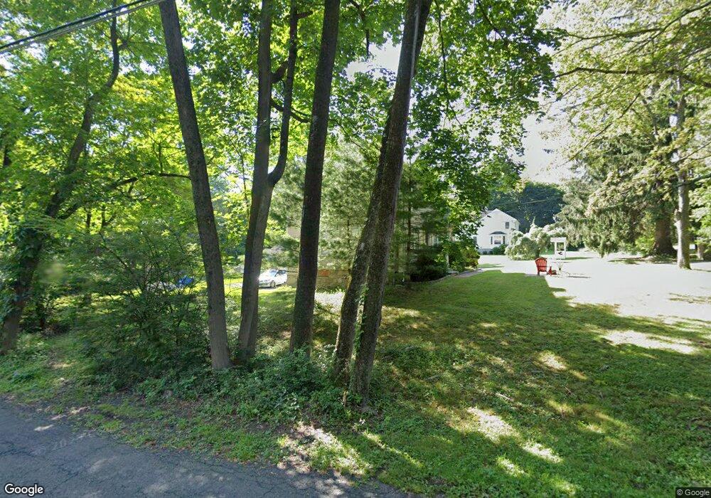 122 Soundview Rd, Ridgefield, CT 06877 - photo 1