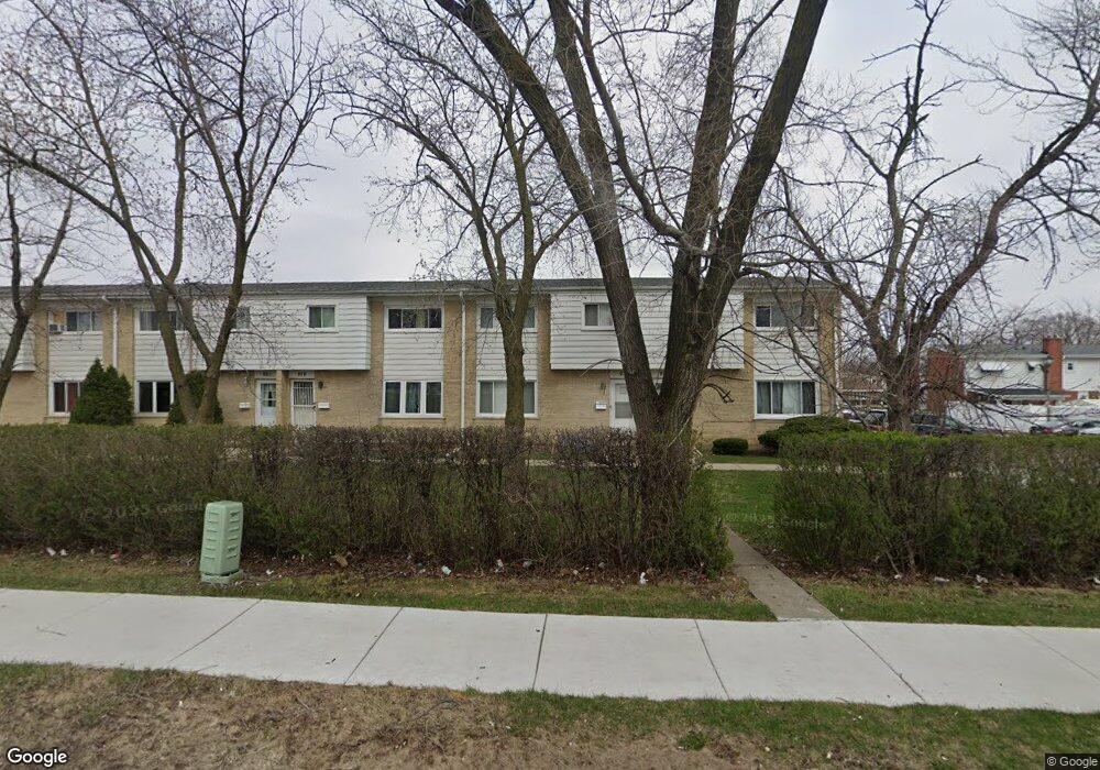 977 N York St, Elmhurst, IL 60126 - photo 1