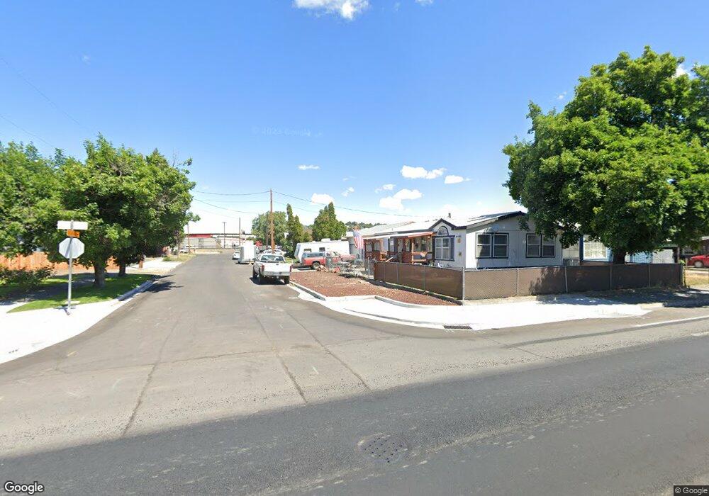 316 SW 14th St, Pendleton, OR 97801 - photo 1