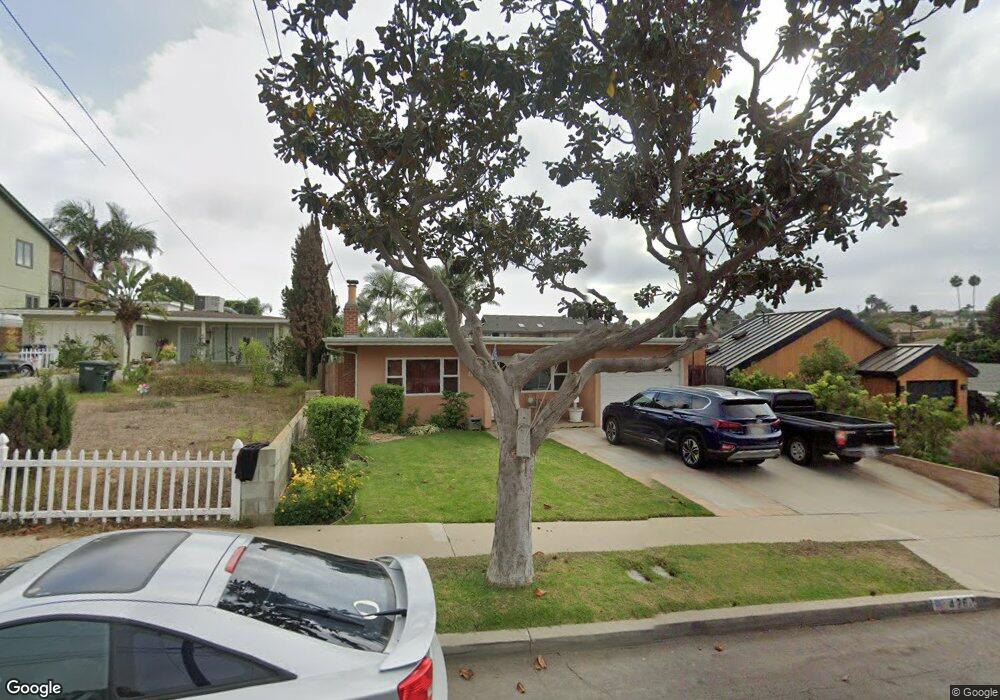 426 W Walnut Ave, El Segundo, CA 90245 - photo 1