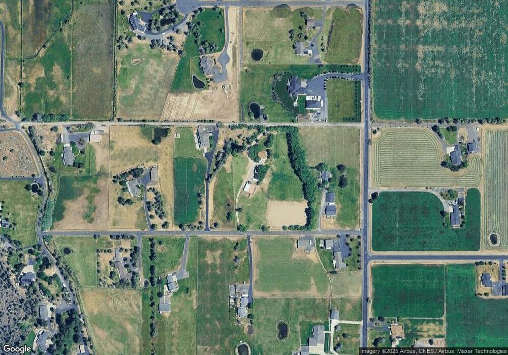 6010 SW Yew Ave, Redmond, OR 97756 - photo 1