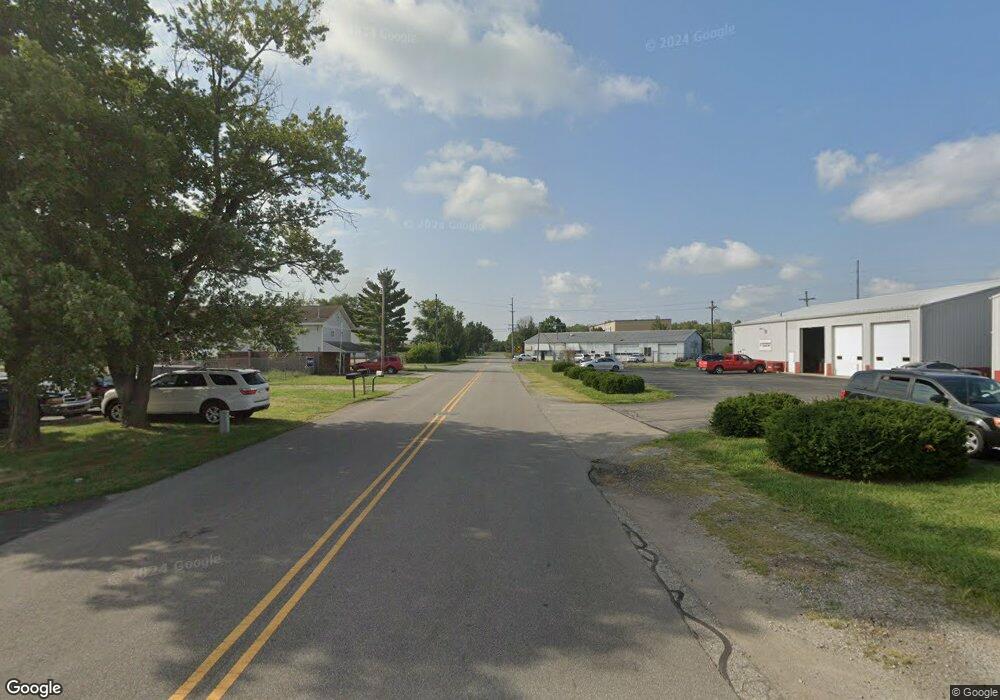 S Mapleton St, Columbus, IN 47201 - photo 1