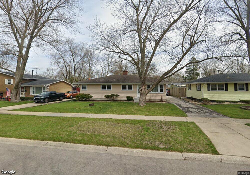 715 Cypress Dr unit 2, Aurora, IL 60506 - photo 1