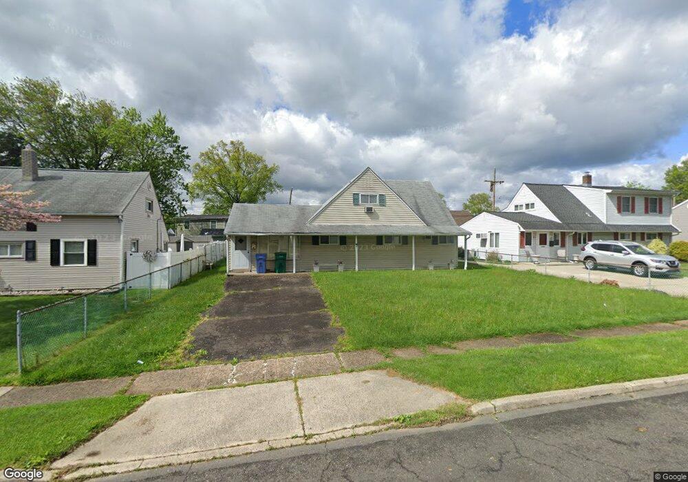 17 Rambler Ln, Levittown, PA 19055 - photo 1