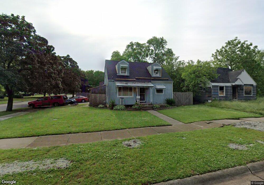 1518 N Lynch St, Flint, MI 48506 - photo 1