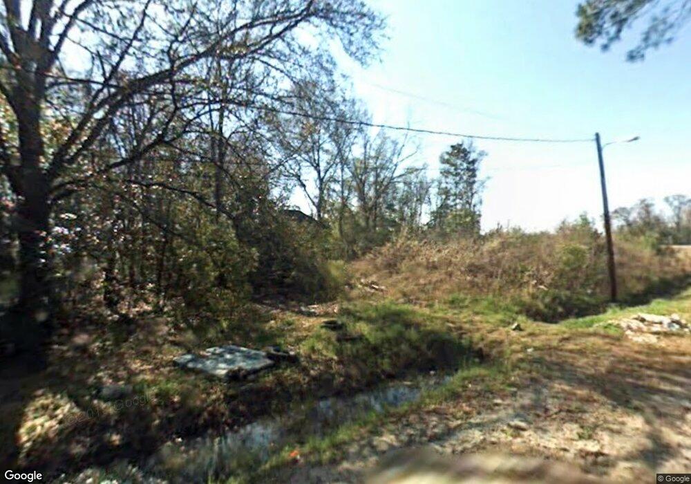 828 Railroad St, Waycross, GA 31501 - photo 1