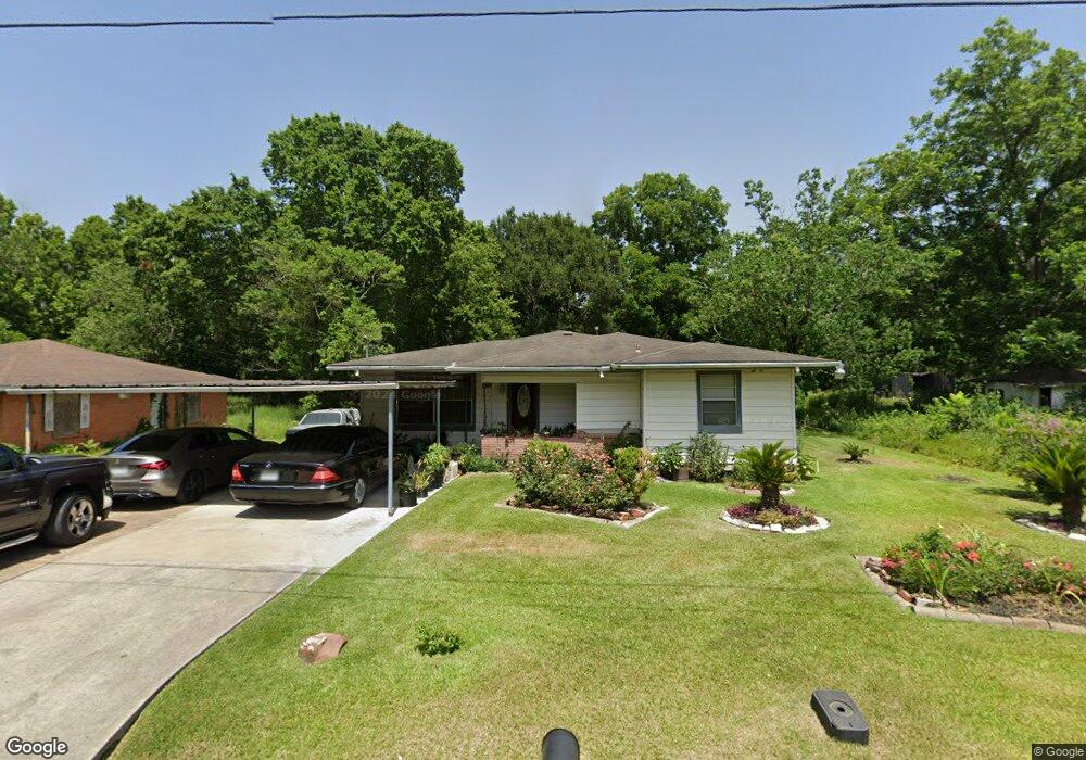 9402 Willow St, Houston, TX 77088 - photo 1