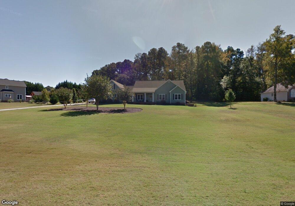 412 Quail Run, Hoschton, GA 30548 - photo 1