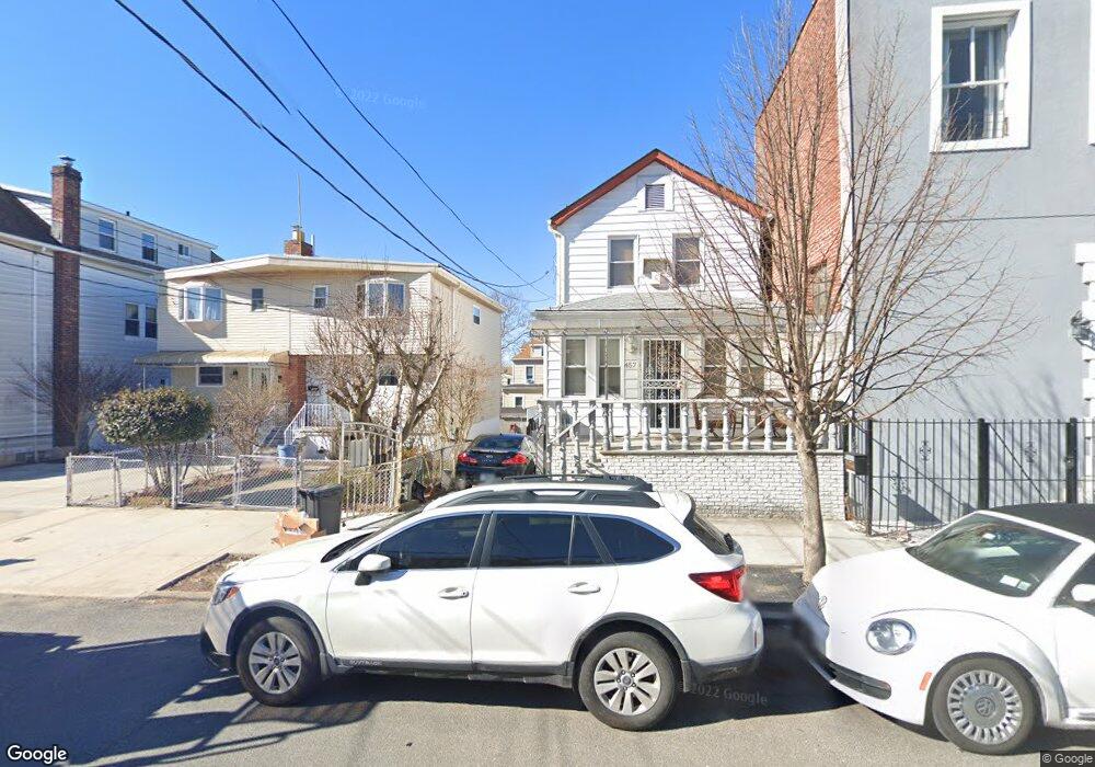 452 Taylor Ave, Bronx, NY 10473 - photo 1