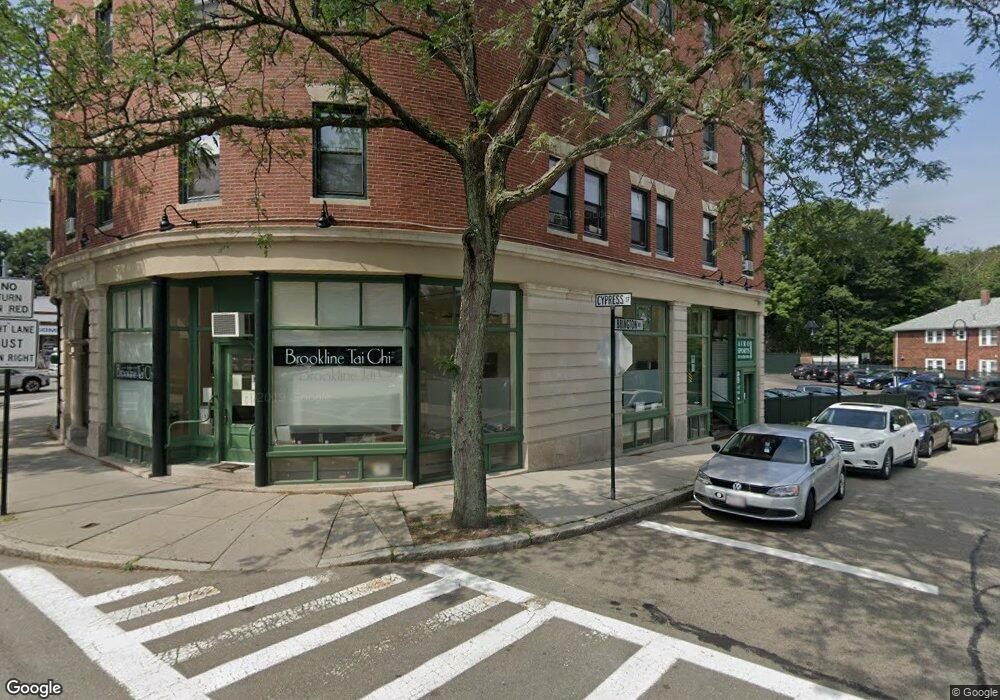 131 Cypress St unit 2, Brookline, MA 02445 - photo 1