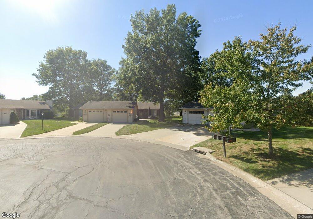 414 Bowen Cir, Raymore, MO 64083 - photo 1