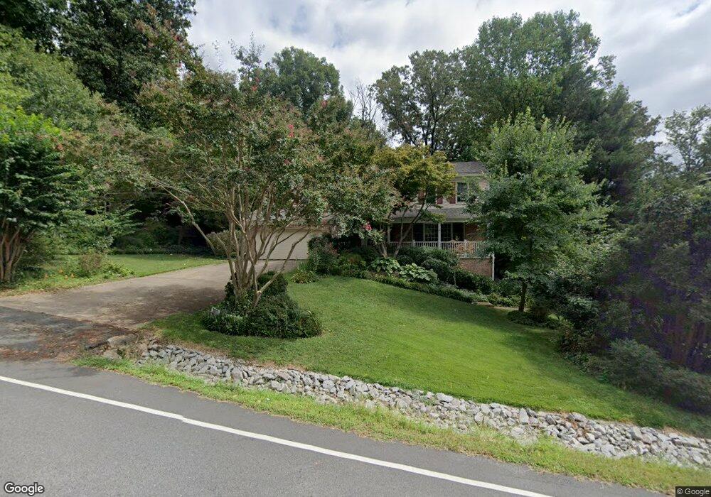 3013 Castle Rd, Falls Church, VA 22044 - photo 1