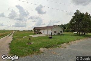 402 A St, Stapleton, NE 69163