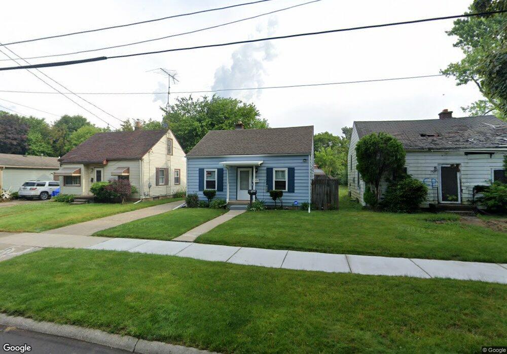 2433 Wisconsin Ave, Flint, MI 48506 - photo 1