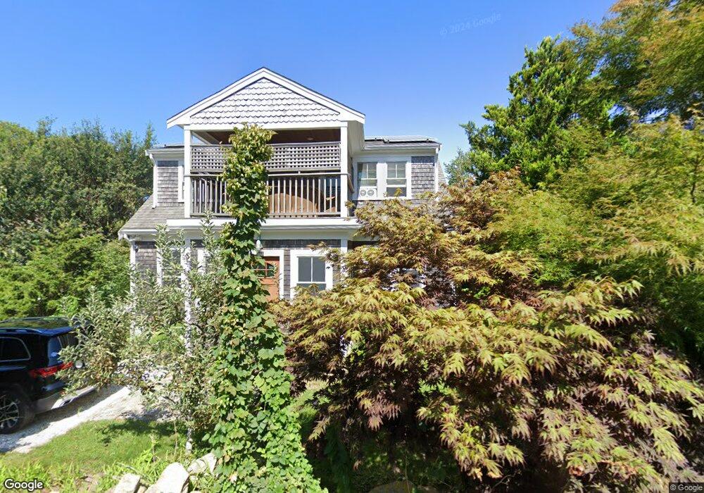 10 Middle St, Woods Hole, MA 02543 - photo 1