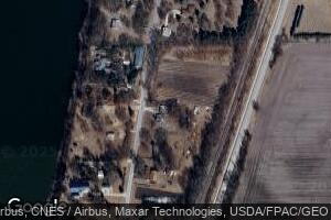 17525 River Rd N, Cordova, IL 61242