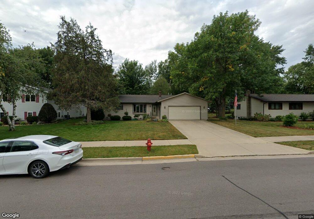 1727 N Franklin St, New Ulm, MN 56073 - photo 1