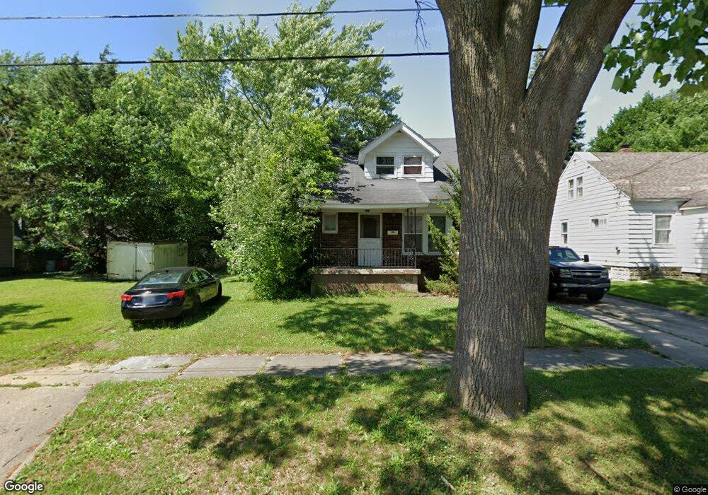 828 SiMcOe Ave, Flint, MI 48507 - photo 1