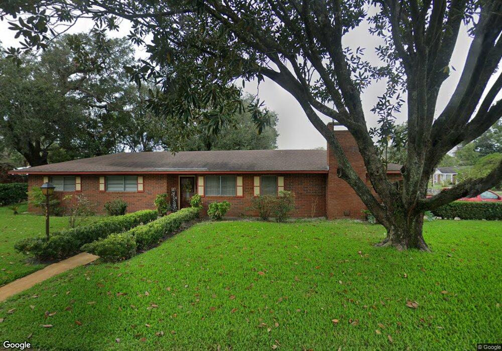 1909 P St, Brunswick, GA 31520 - photo 1