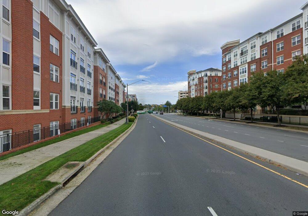 250 Posperity unit 205, Fairfax, VA 22180 - photo 1