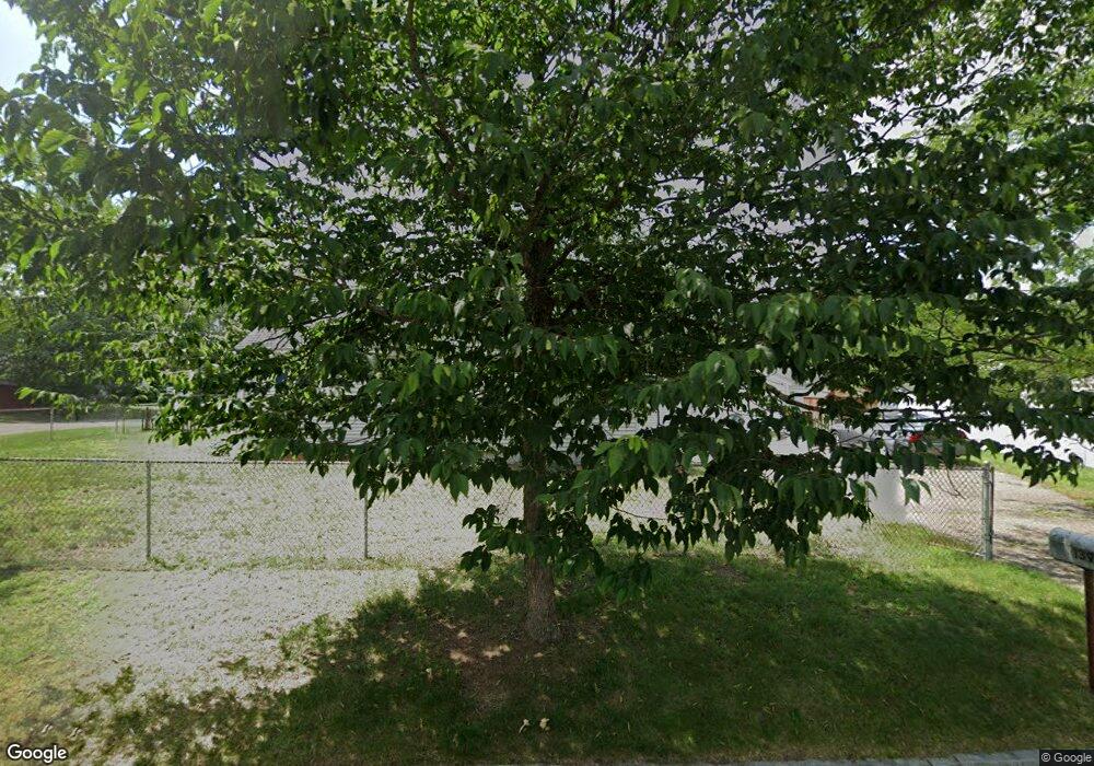 139 Cherokee Dr, Springfield, MA 01109 - photo 1