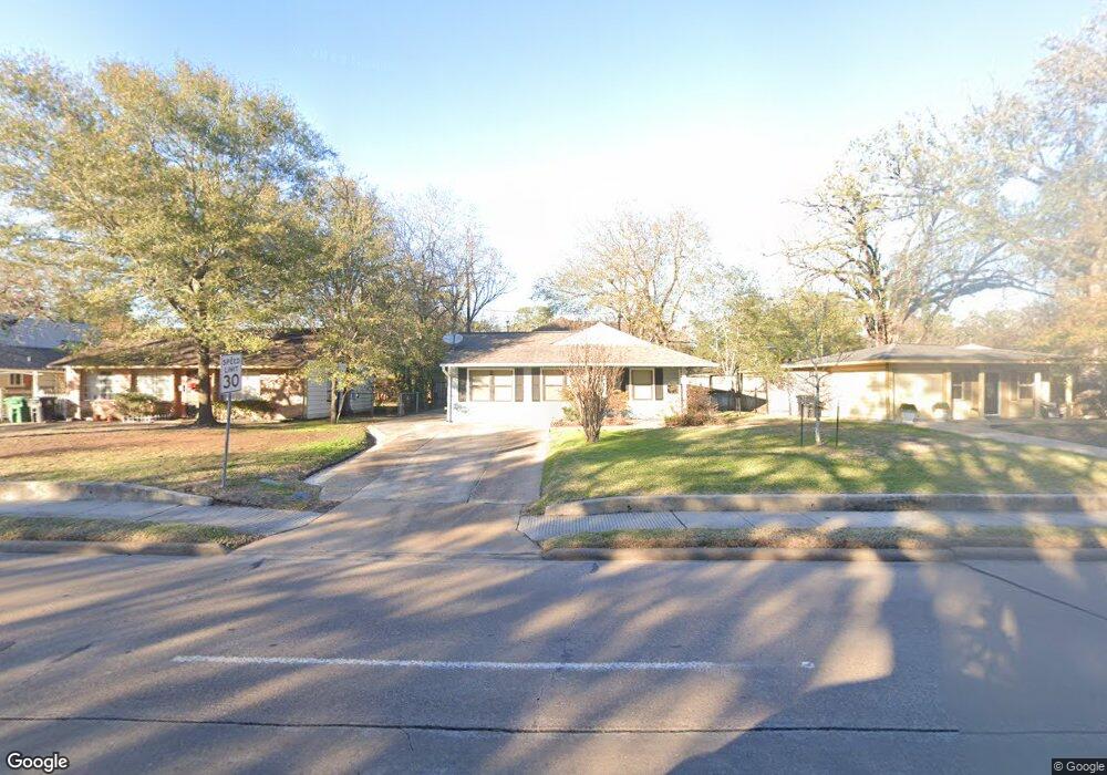906 W 43rd St, Houston, TX 77018 - photo 1