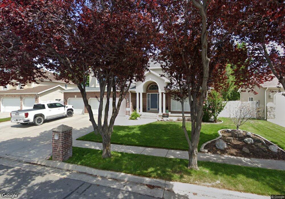 911 Edgefield Rd, Sandy, UT 84094 - photo 1