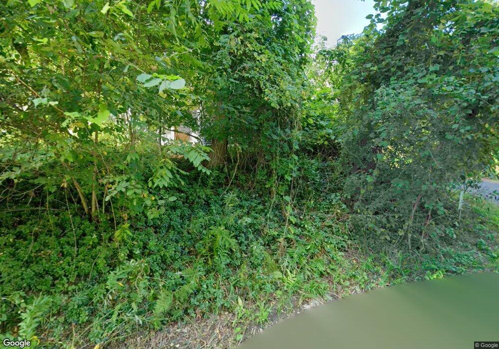 34 Lexington Ave, Florence, MA 01062 - photo 1