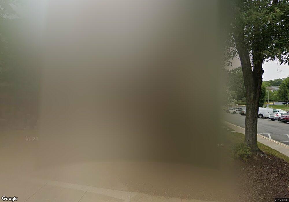 4122 Churchman Way unit 2-19, Woodbridge, VA 22192 - photo 1