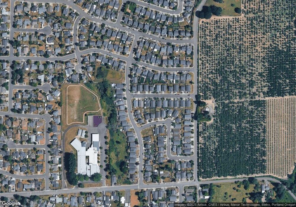 1023 E 11th St, Lafayette, OR 97127 - photo 1