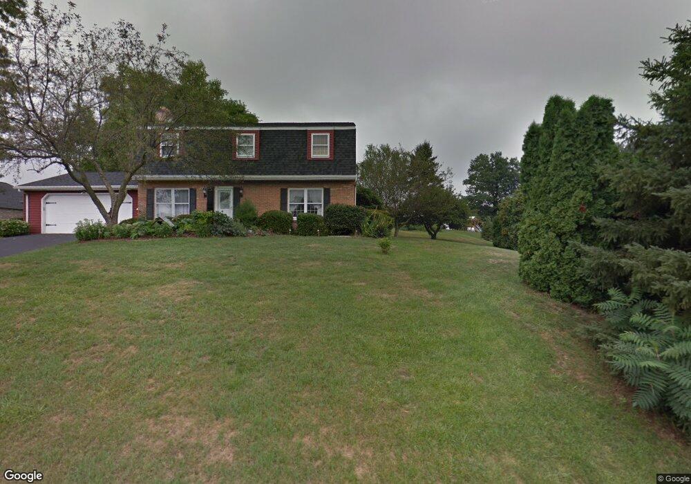 123 Laurel Dr, Hershey, PA 17033 - photo 1