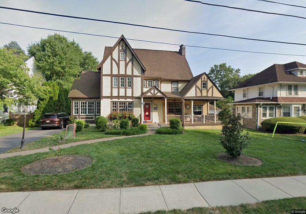 639 Valley View Rd, Ardmore, PA 19003 - photo 1